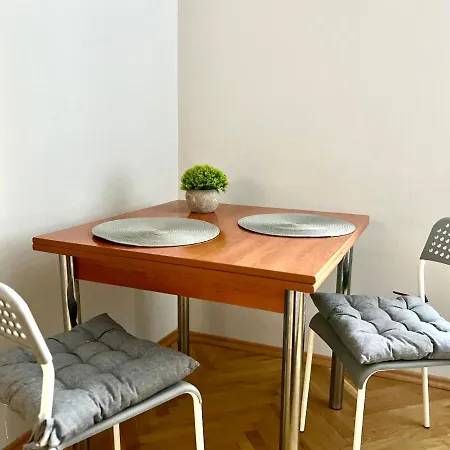 K22 Andersa 12 M Ratusz Arsenal *