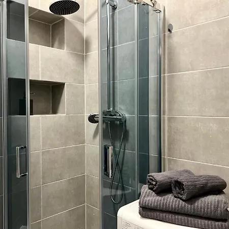 K22 Andersa 12 M Ratusz Arsenal * Varšava